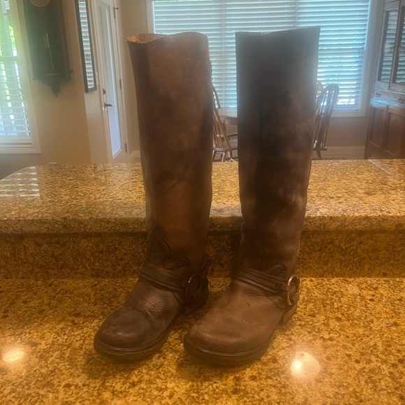 Steve Madden Shoes - STEVE MADDEN Judgement Tall Shaft Fleur-de -Lis Boots Distressed Leather 7